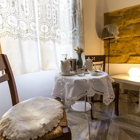 Zabbara Bed & Breakfast 2*